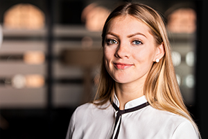 portrait_8_klein