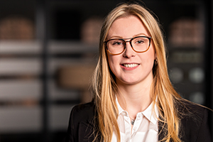 portrait_8_klein