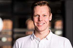 portrait_8_klein